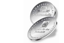 Прогрессивная концепция жатки PremiumFlow отмечена серебряной медалью выставки Agritechnica.