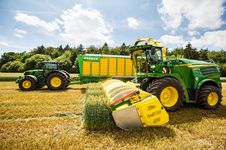 The PROFI CUT whole crop header for direct harvesting of biomass with John Deere 8000 series SFPH.
