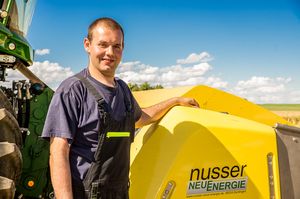 Energiewirt und Lohnunternehmer Markus Nusser aus Uttenweiler, Oberschwaben: „Unser PROFI CUT schneidet auch
in liegenden Beständen sehr gut ab".